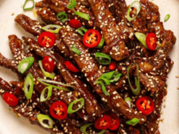 Crispy Fried Pork Chilli (sehr scharf)